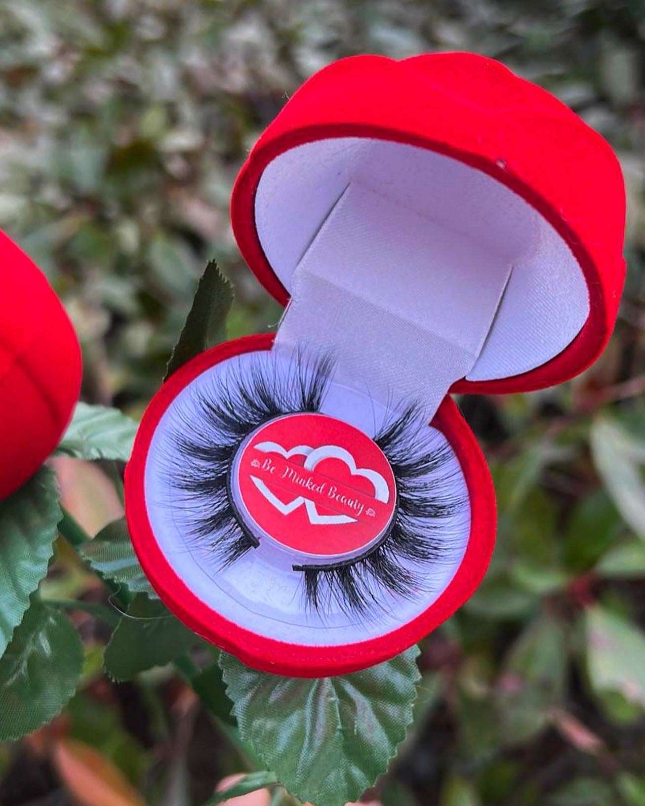 Limited Edition Vday Rose Lashes - Be Minked Beauty